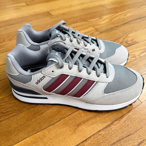 adidas Run 80s Mens size 10.5 Grey Red Blue Running Shoes ID1882 Three Retro - Picture 4 of 5